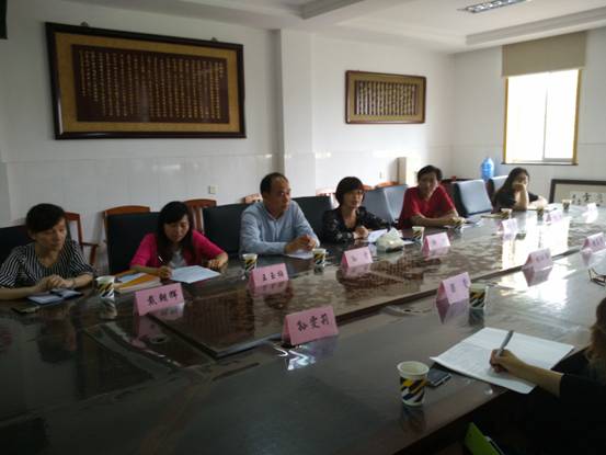 交流与合作洽谈会现场(学院代表团)